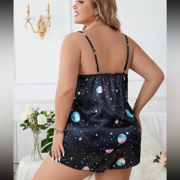 Plus size 16 satin galaxy 2 piece pj’s - Picture 3 of 5